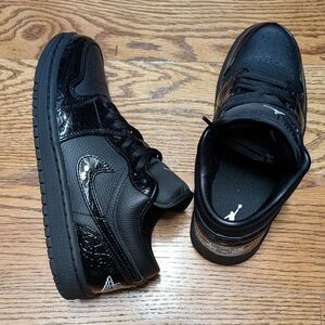 Air Jordan 1 Low Triple Black Shiny Croc